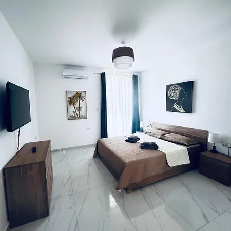 Bright And Spacious 3-Bedroom Apartment Sliema - Tigne Point Exterior photo