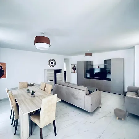 Bright And Spacious 3-Bedroom Apartment Sliema - Tigne Point Exterior photo